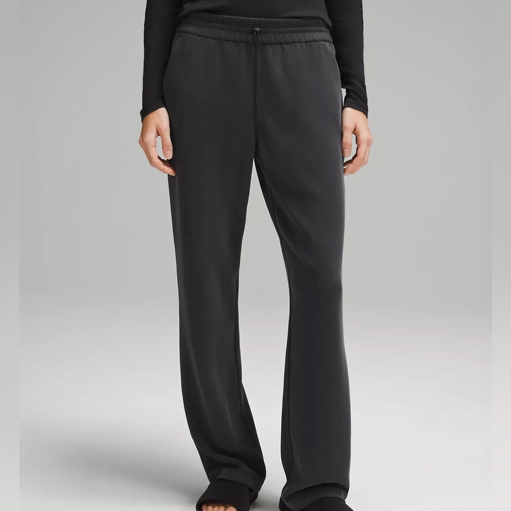 Lululemon Softstreme High-Rise Pant Regular